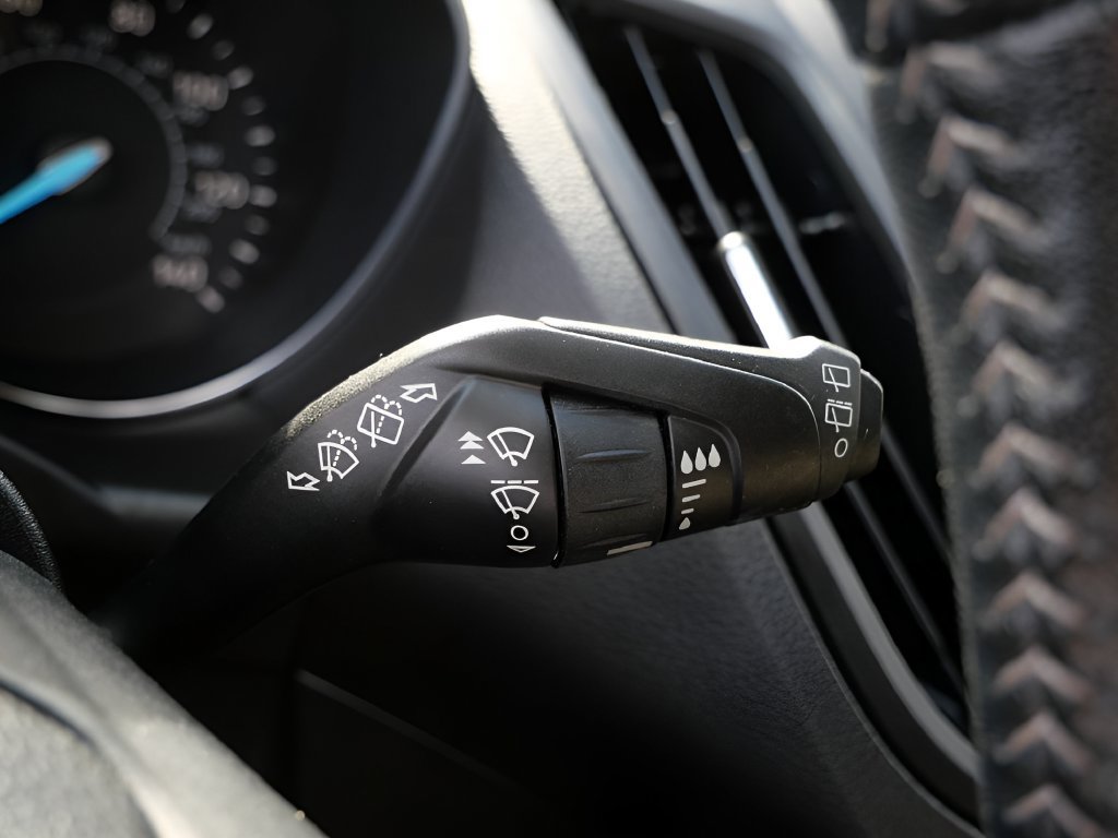 Used 2019 Ford Escape SEL AWD/4WD image 26