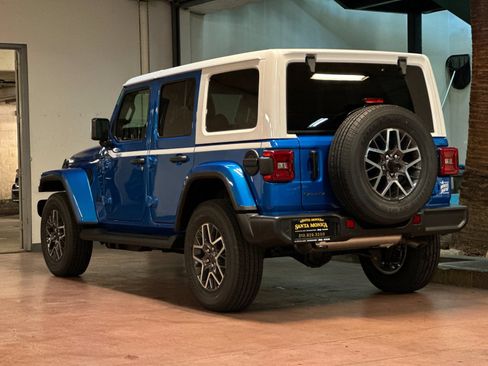 New 2026 Jeep Wrangler Unlimited Sahara AWD/4WD image 3