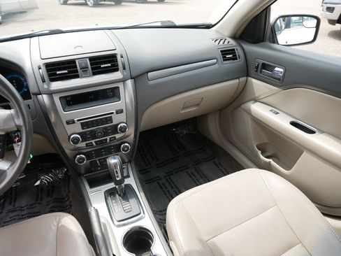 Used 2011 Ford Fusion SEL FWD image 11