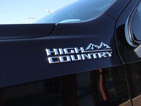 New 2026 Chevrolet Tahoe High Country AWD/4WD image 12