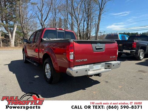 Used 2015 Nissan Frontier SV w/ SV Value Truck Package AWD/4WD image 7