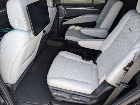 Used 2025 Cadillac Escalade V w/ LPO, ONYX Package AWD/4WD image 12