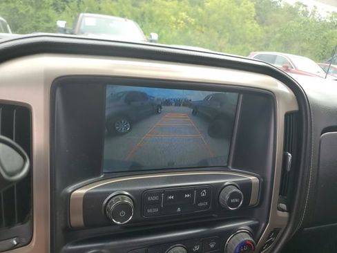 Used 2015 GMC Sierra 2500 Denali AWD/4WD image 17