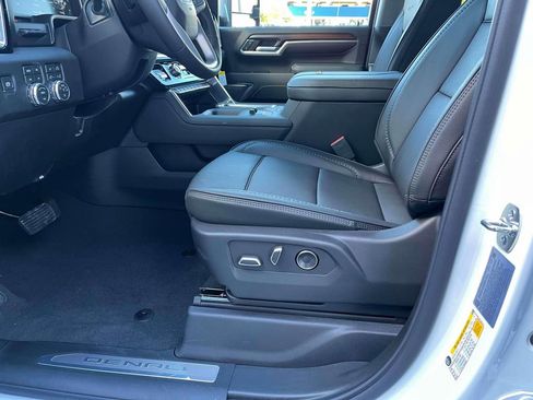 New 2026 GMC Sierra 2500 Denali w/ Denali Reserve Package AWD/4WD image 21