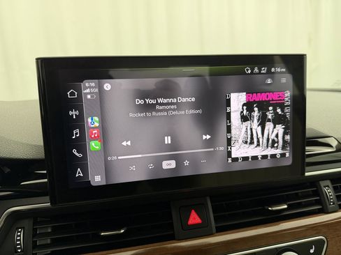 Used 2023 Audi A4 2.0T Premium w/ Convenience Package image 27