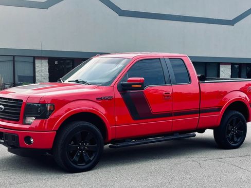 Used 2014 Ford F150 FX4 w/ Equipment Group 402A Luxury AWD/4WD image 12