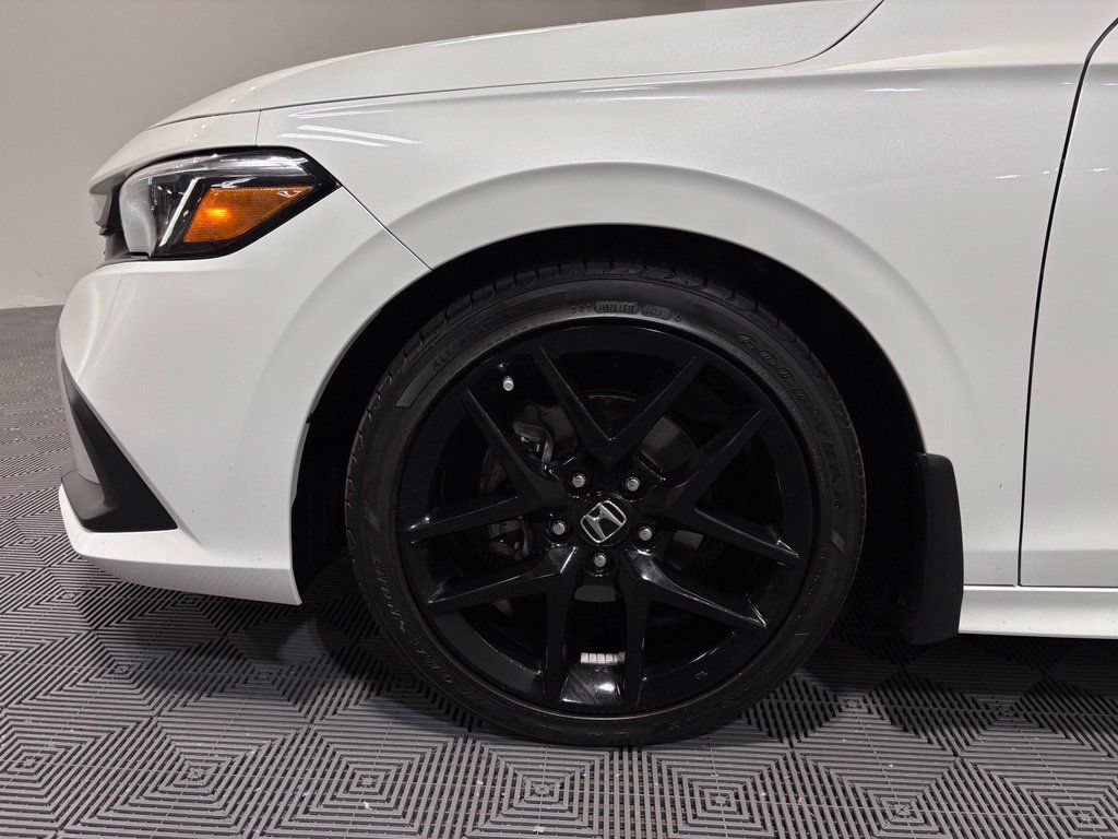 Certified 2024 Honda Civic Sport image 9
