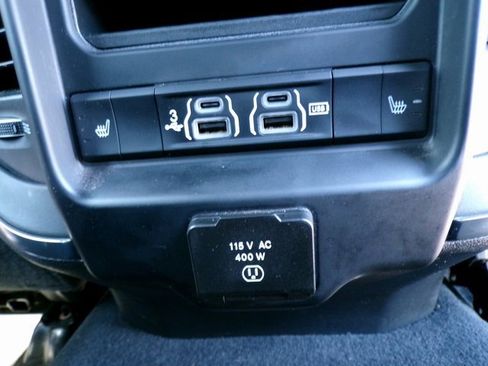 Used 2020 RAM 3500 Limited image 10