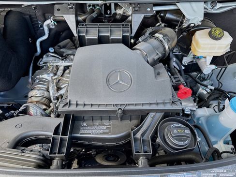 New 2025 Mercedes-Benz Sprinter 3500 image 9