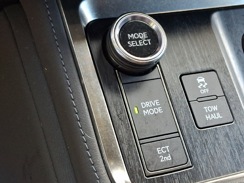 Used 2024 Lexus GX 550 w/ Accessory Package (2T) AWD/4WD image 26