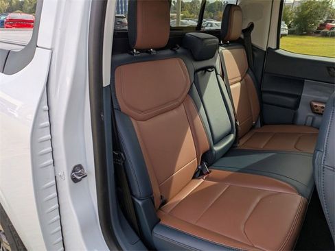 Used 2024 Ford Maverick Lariat image 29