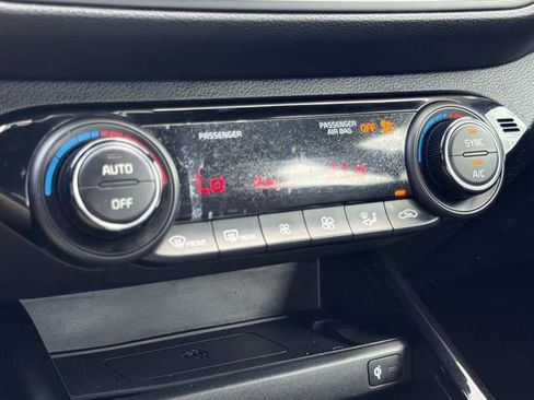 Used 2024 Kia Forte GT-Line w/ GT-Line Premium Package image 29