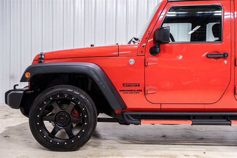 Used 2015 Jeep Wrangler Unlimited Sport w/ Connectivity Group AWD/4WD image 3