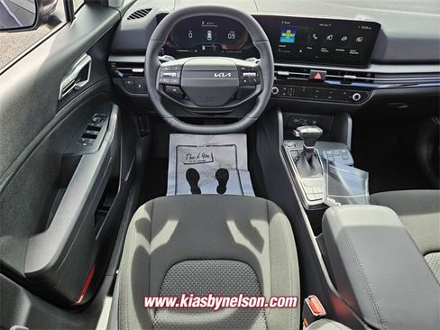 New 2026 Kia Sportage LX w/ LX Convenience Package image 7