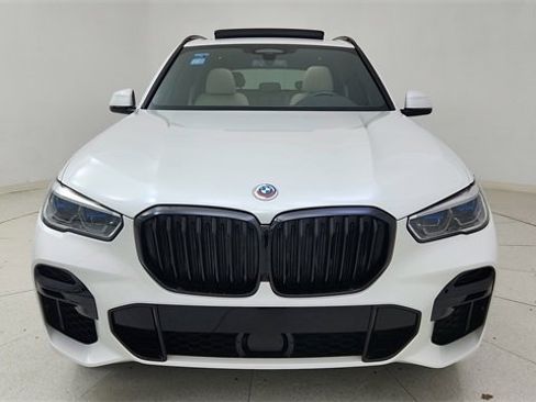 Used 2023 BMW X5 M50i w/ Executive Package image 2