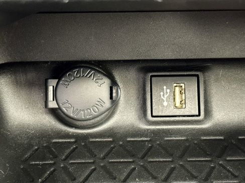 Used 2023 Toyota RAV4 XLE w/ Convenience Package image 17