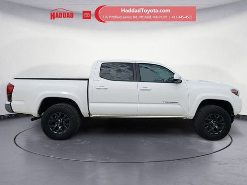 Used 2023 Toyota Tacoma SR5 AWD/4WD image 6