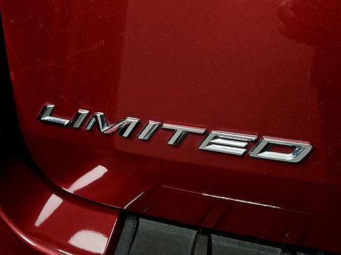 Used 2021 Ford Explorer Limited w/ Hybrid Equipment Group 310A RWD image 35