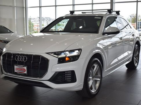 Used 2019 Audi Q8 Premium w/ Convenience Package AWD/4WD image 6