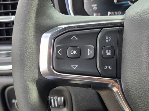 New 2026 RAM 2500 Laramie AWD/4WD image 13