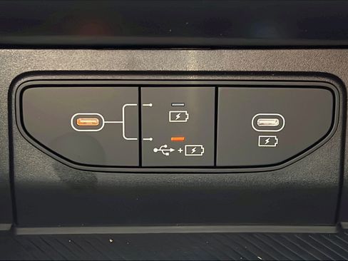 New 2026 Kia Sportage LX FWD image 25