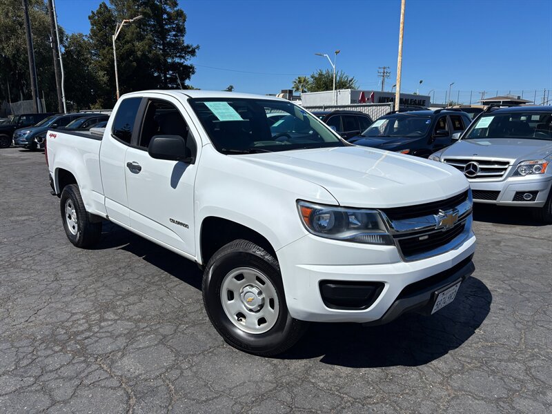 Used 2018 Chevrolet Colorado W/T w/ WT Convenience Package AWD/4WD image 2