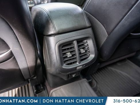 Used 2016 Jeep Cherokee Overland w/ Technology Group image 23