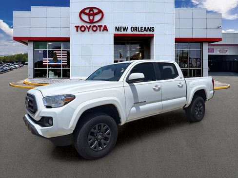 Used 2023 Toyota Tacoma SR5 RWD image 1