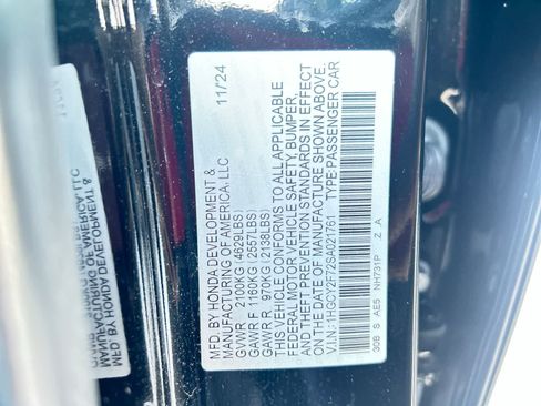 Used 2025 Honda Accord Sport image 2