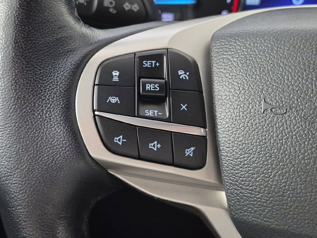 Used 2022 Ford Explorer XLT w/ Equipment Group 202A RWD image 20