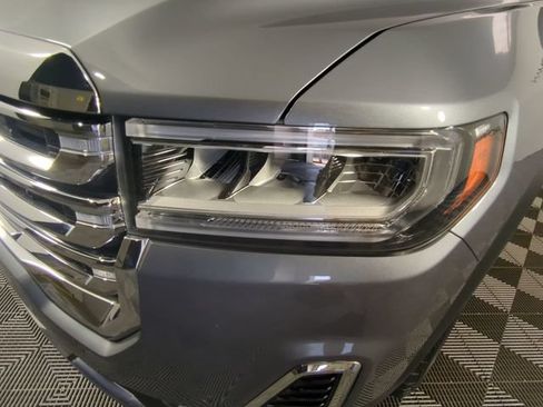 Used 2021 GMC Acadia SLT FWD image 44
