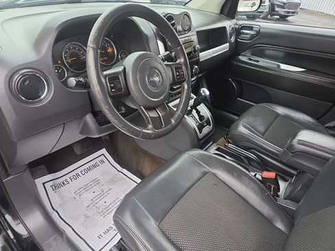 Used 2014 Jeep Compass Latitude w/ Sun/Sound Group image 15