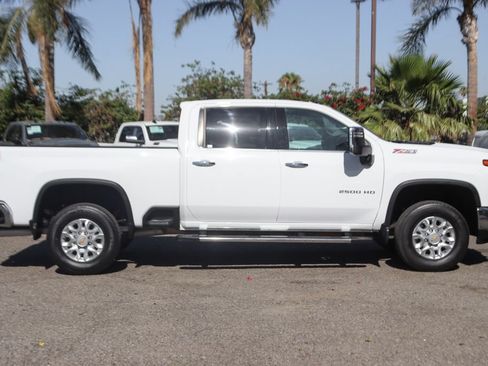 Used 2024 Chevrolet Silverado 2500 LTZ w/ LTZ Convenience Package AWD/4WD image 11