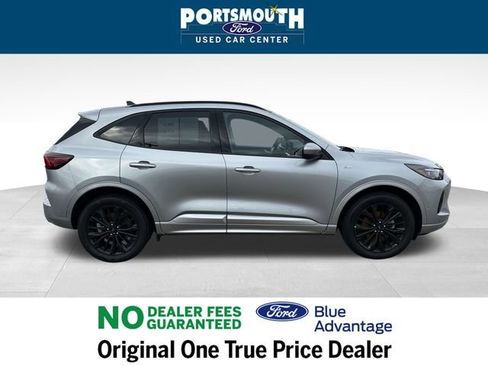 Used 2024 Ford Escape ST-Line Elite w/ Premium Technology Package image 6