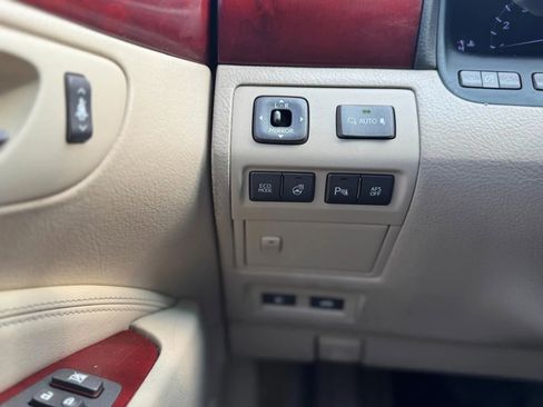 Used 2012 Lexus LS 460 AWD image 26