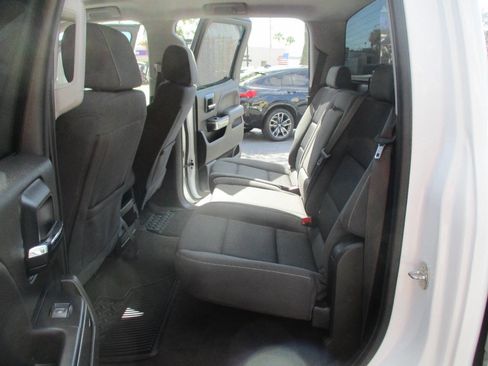 Used 2018 Chevrolet Silverado 1500 LT w/ All Star Edition image 20