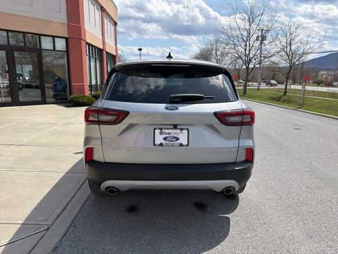 Certified 2023 Ford Escape Active AWD/4WD image 6
