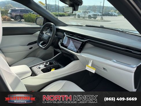 New 2026 Jeep Cherokee Laredo AWD/4WD image 27