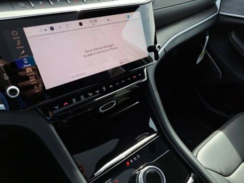 New 2026 Jeep Grand Cherokee L Limited image 9