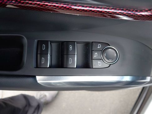 Used 2025 Chevrolet Traverse RS w/ LPO, Floor Liner Package AWD/4WD image 18