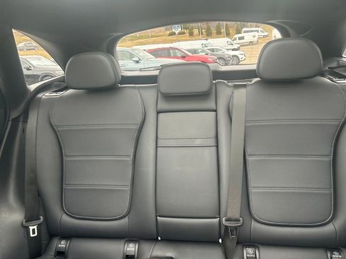 Used 2023 Mercedes-Benz GLC 300 4MATIC image 15