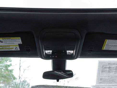 Used 2023 Chevrolet Equinox RS image 67