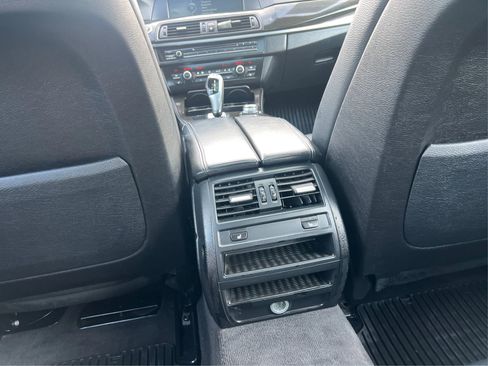 Used 2011 BMW 535i xDrive Sedan AWD/4WD image 21