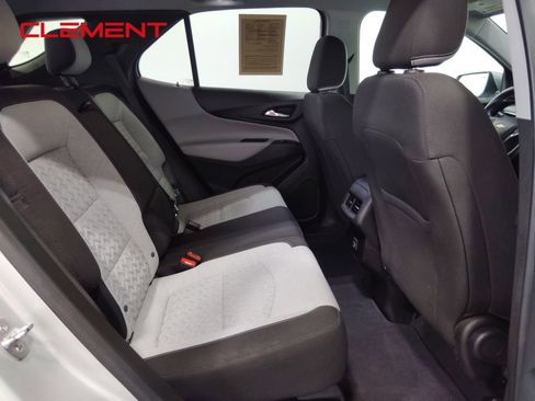 Used 2022 Chevrolet Equinox LT image 39