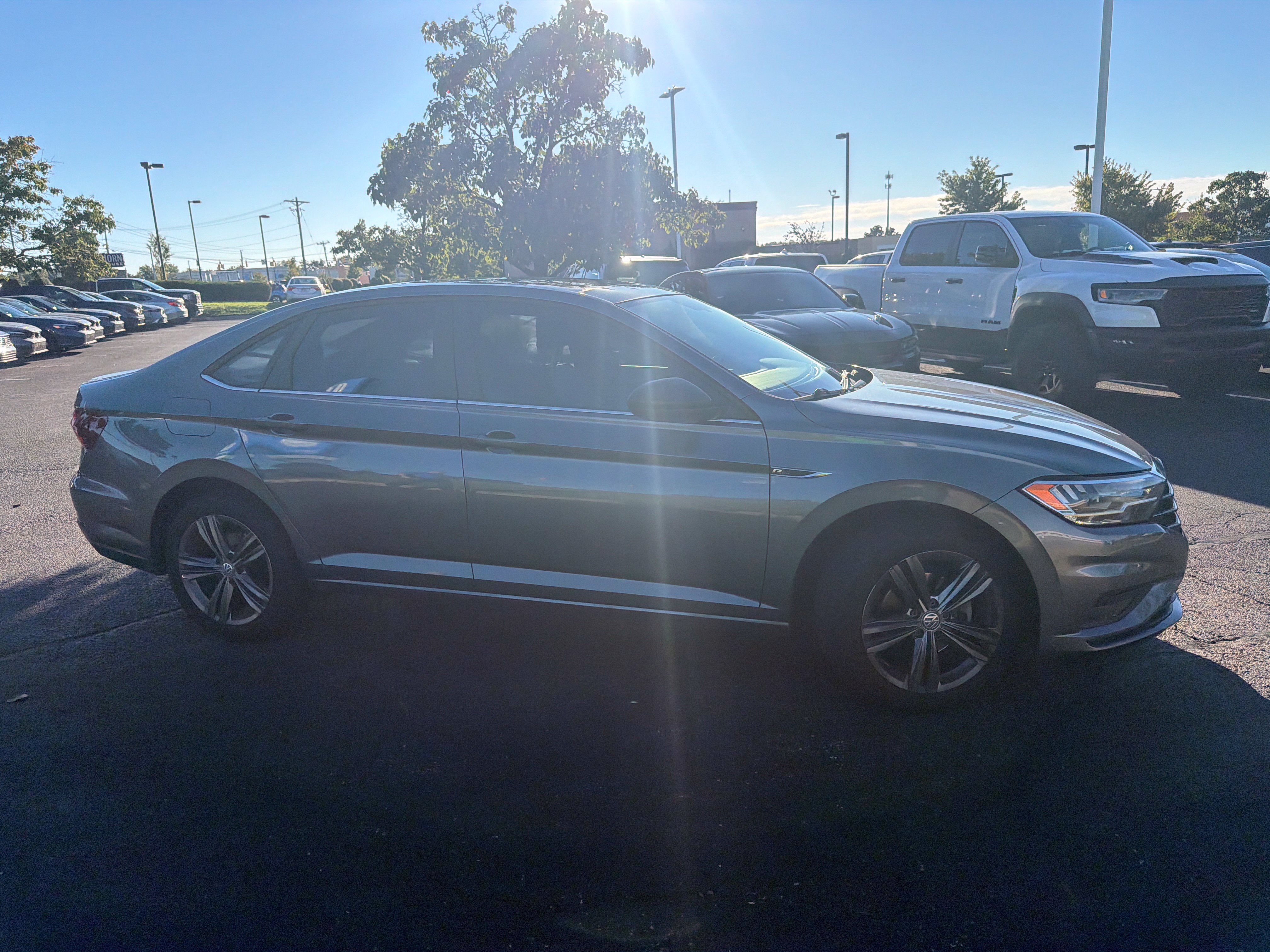 Used 2019 Volkswagen Jetta R-Line FWD image 14