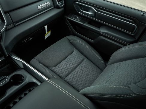 New 2025 RAM 1500 Big Horn image 23