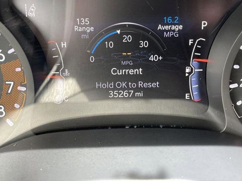Used 2025 Jeep Compass Limited AWD/4WD image 3