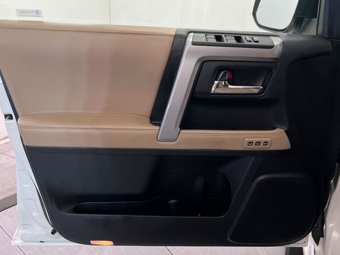 Certified 2022 Toyota 4Runner Limited AWD/4WD image 15