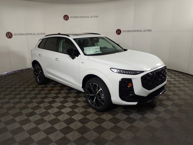 Used 2026 Audi Q3 quattro 2.0T AWD/4WD image 3