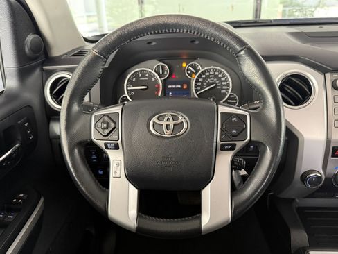 Used 2015 Toyota Tundra Platinum image 16
